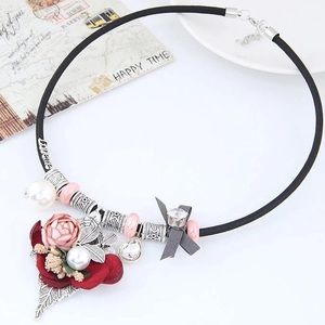 NEW Choker Necklace Flowers Pink Reds Black Cord